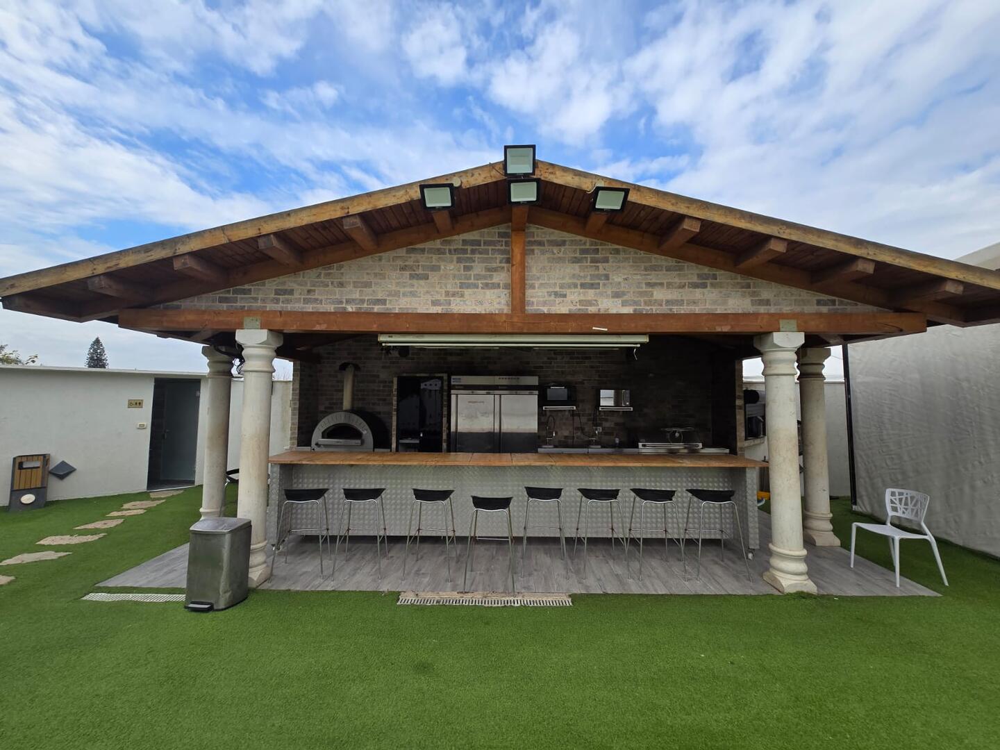 אחוזת רפאלי מרכז  6  לופט 4 יו