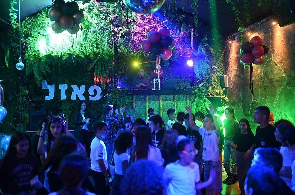 לופט מועדון הפאזל מרכז  4  לופט 4 יו