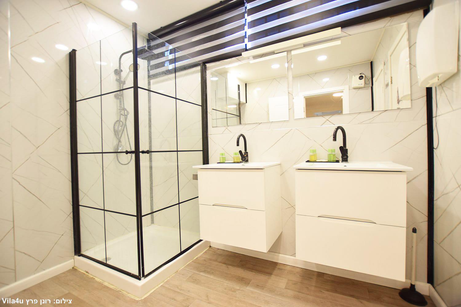 אחוזת ליאן נתניה מרכז  13  לופט 4 יו