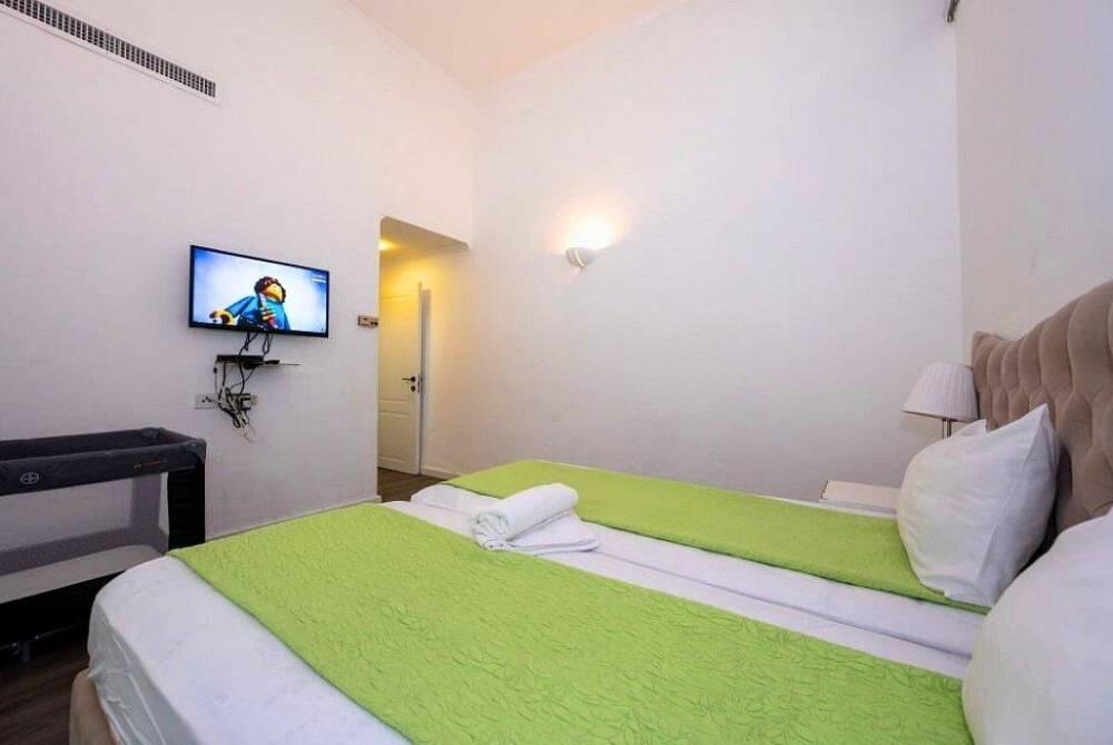 וילה דובדבן טבריה צפון  8  לופט 4 יו