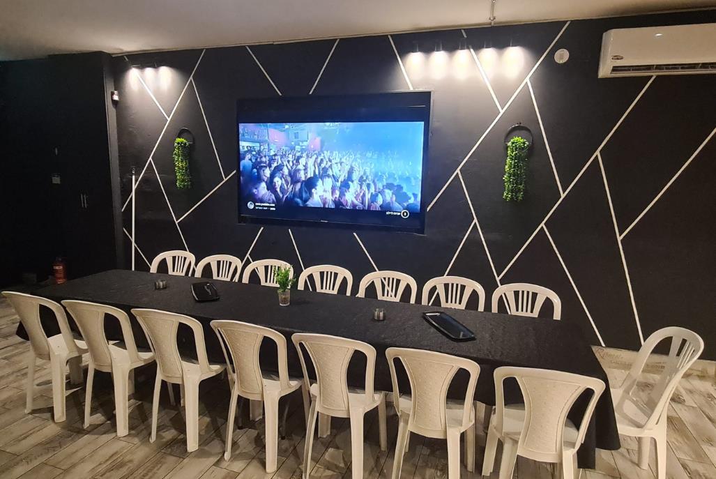 לופט פריז אשקלון דרום  19  לופט 4 יו