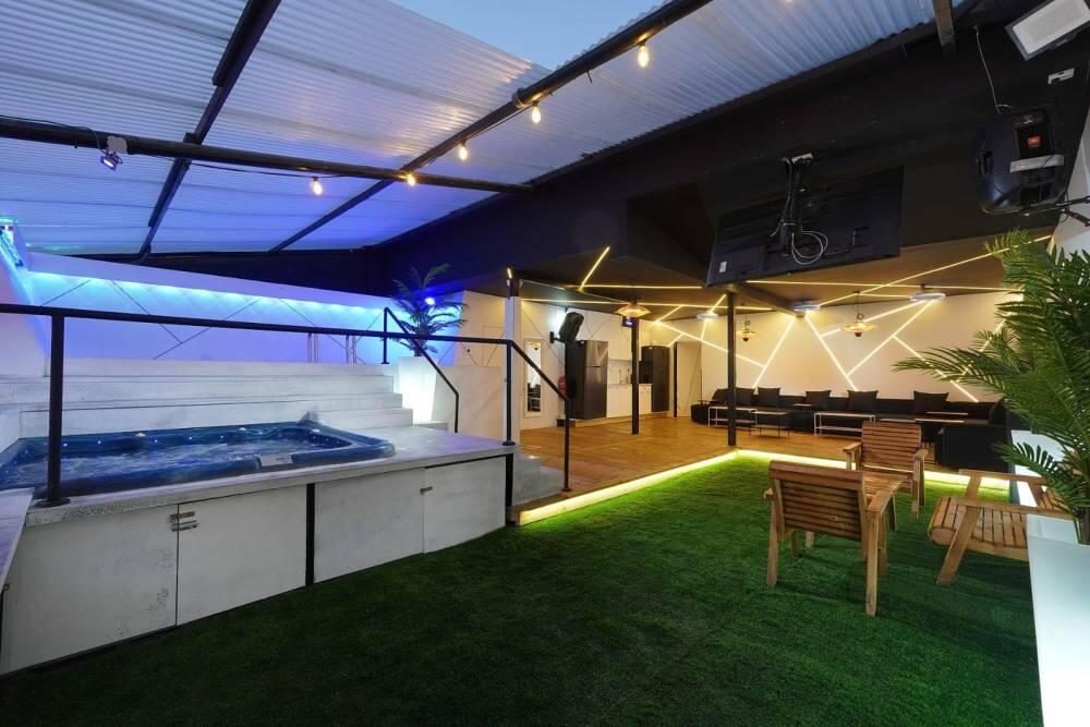 מתחם אירוח וויט - White מרכז  3  לופט 4 יו