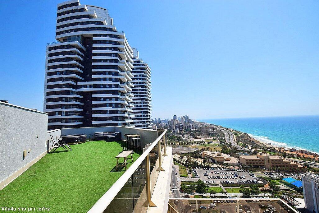 הקומה ה18 איוונטס מרכז  13  לופט 4 יו