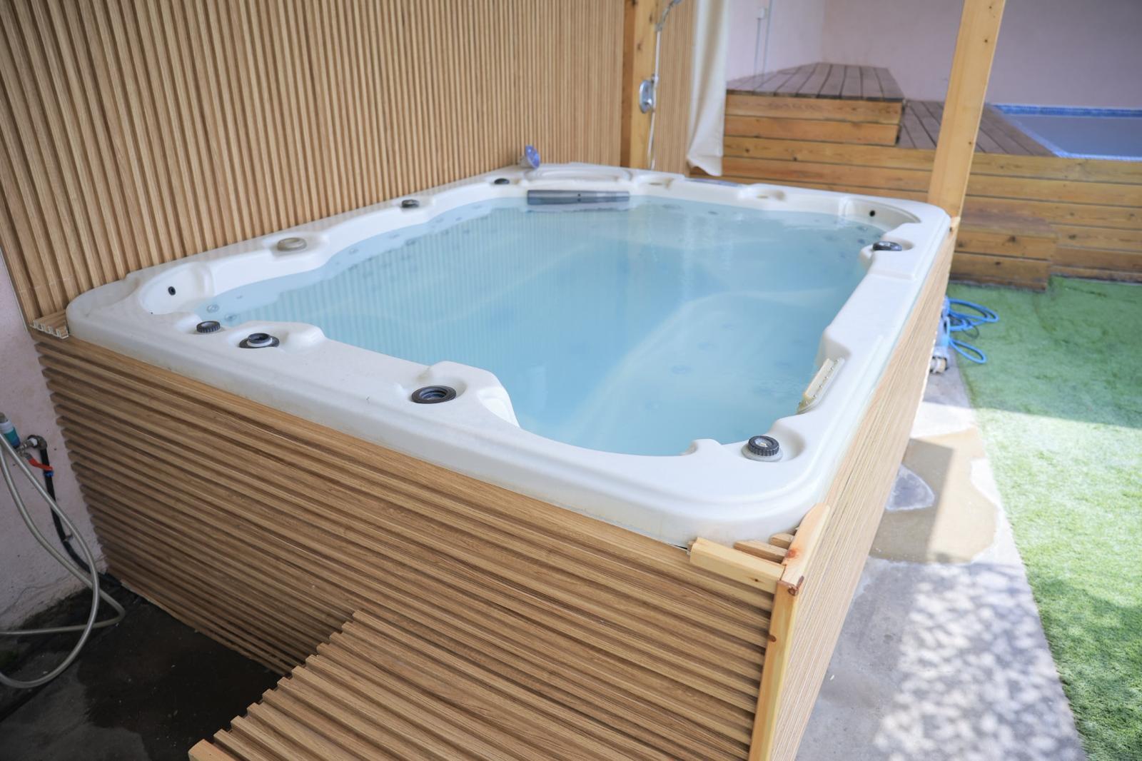 אחוזת הר טוב מרכז  21  לופט 4 יו