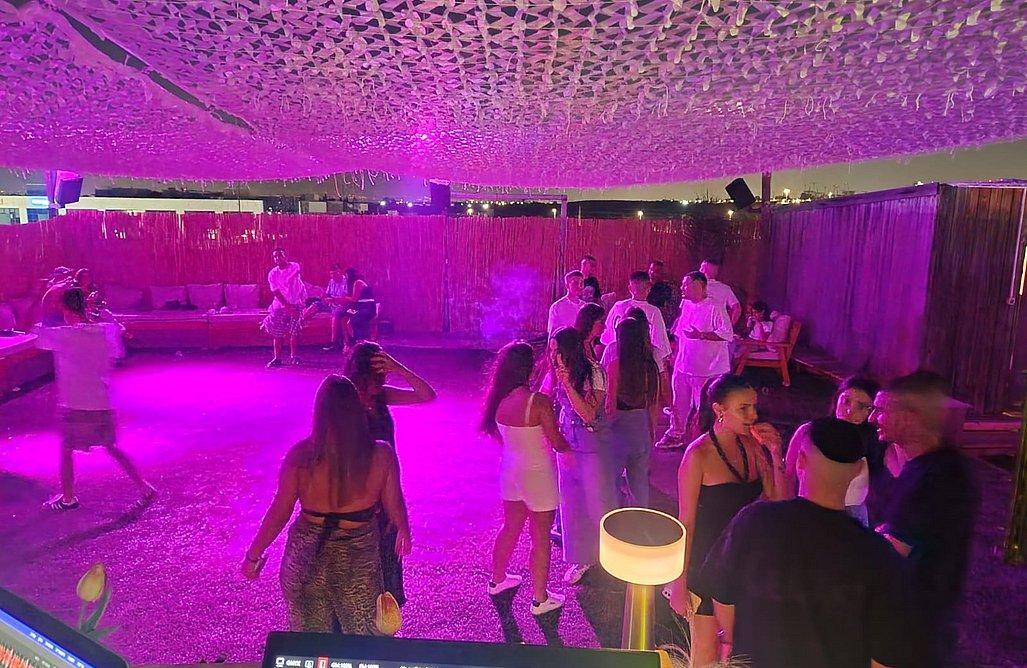 רוף - Roof מרכז  8  לופט 4 יו