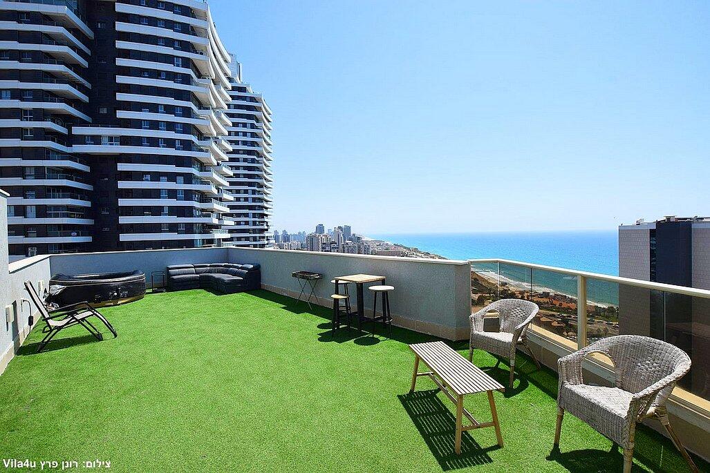 הקומה ה18 איוונטס מרכז  8  לופט 4 יו