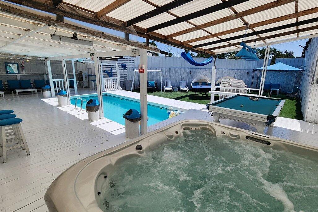 האי בשרון מרכז  6  לופט 4 יו