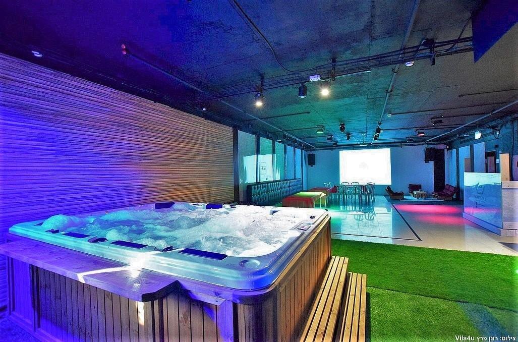 מתחם אירועים רוז גולד - Rose Gold מרכז  13  לופט 4 יו