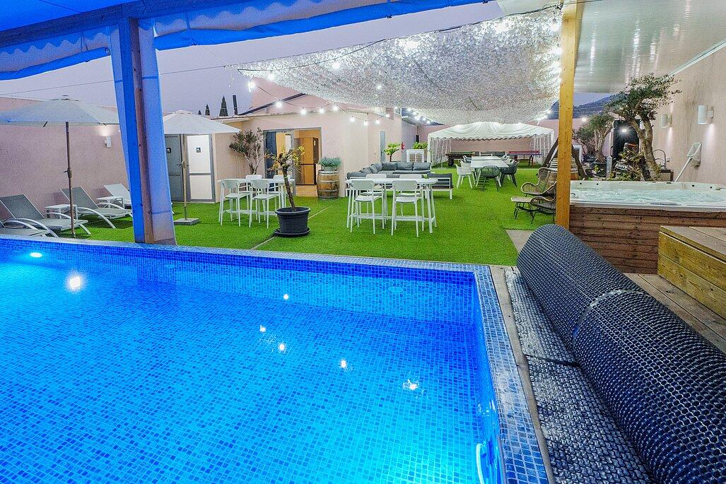 אחוזת הר טוב מרכז  20  לופט 4 יו