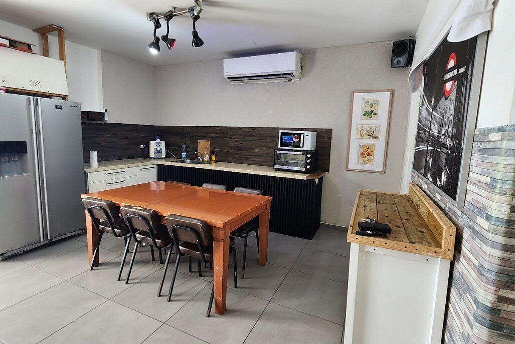 האי בשרון מרכז  31  לופט 4 יו