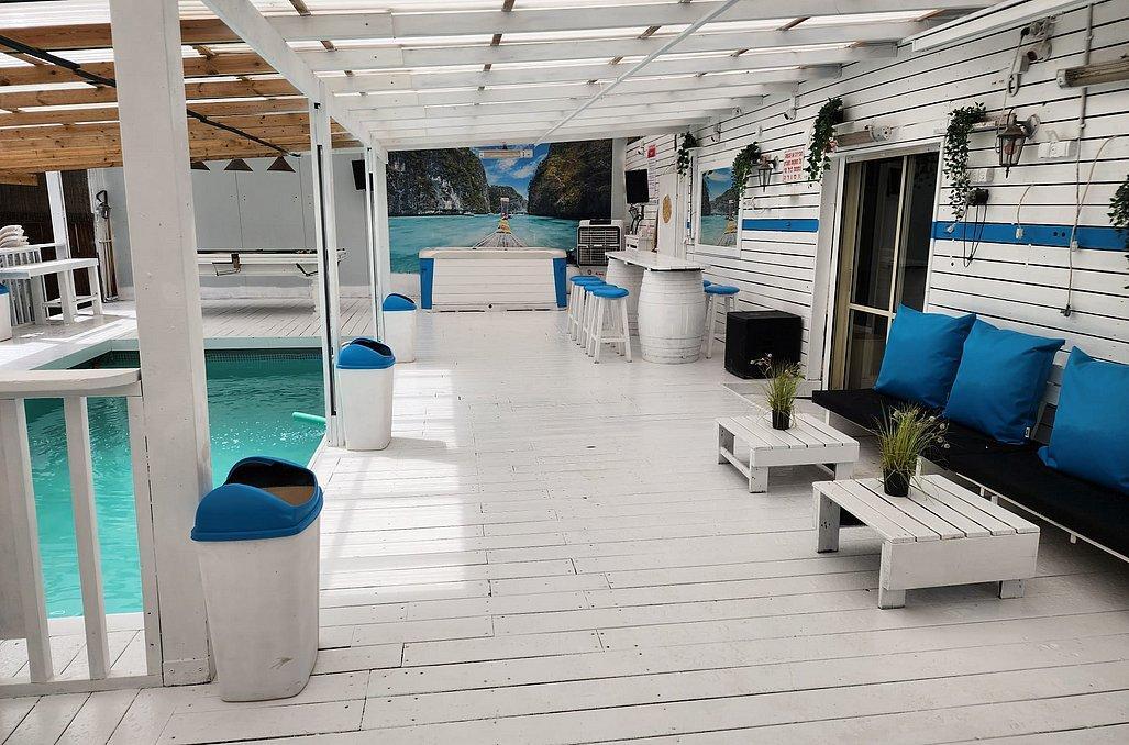 האי בשרון מרכז  23  לופט 4 יו