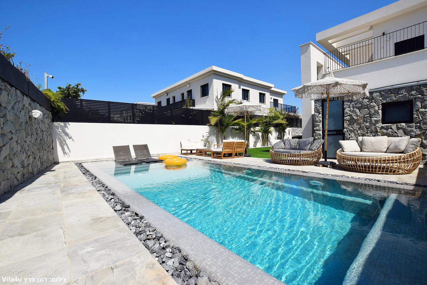 וילה קיי - K חדרה מרכז  5  לופט 4 יו