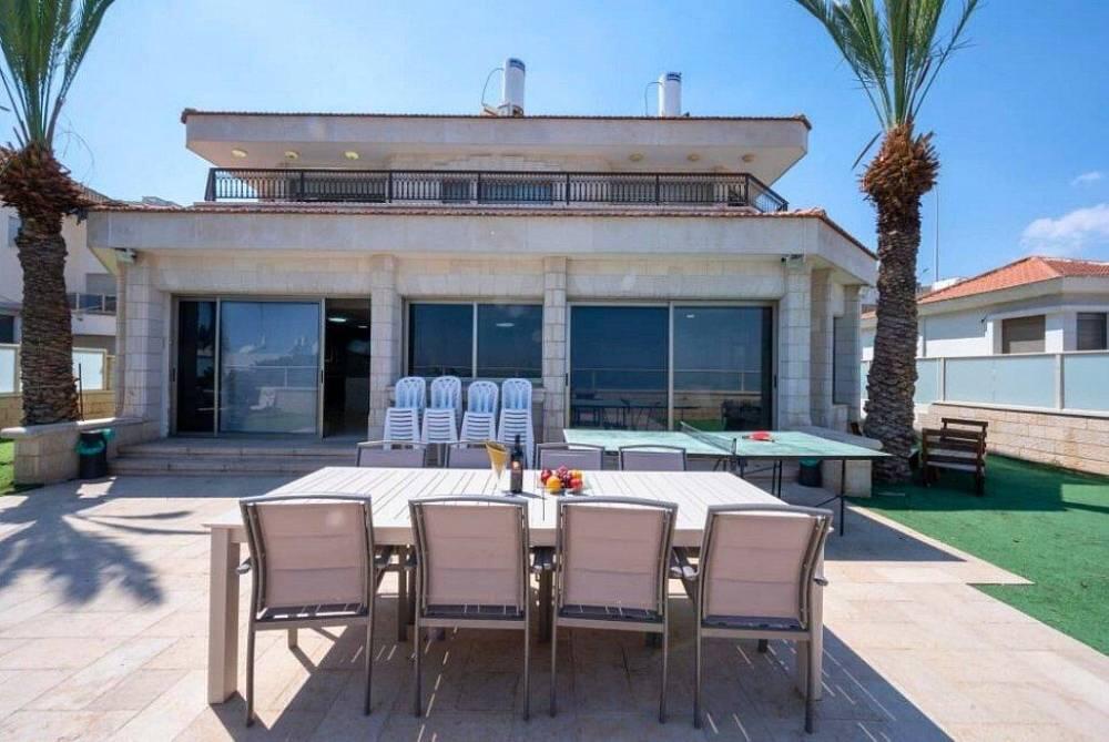 וילה דובדבן טבריה צפון  44  לופט 4 יו