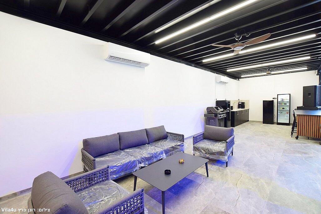 אריאל ריזורט צפון  7  לופט 4 יו