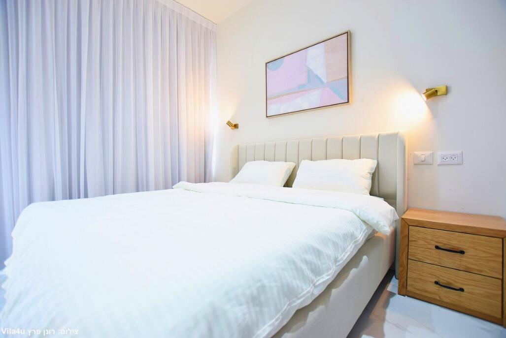 רוקה וייב - Rocca Vibe מרכז  11  לופט 4 יו