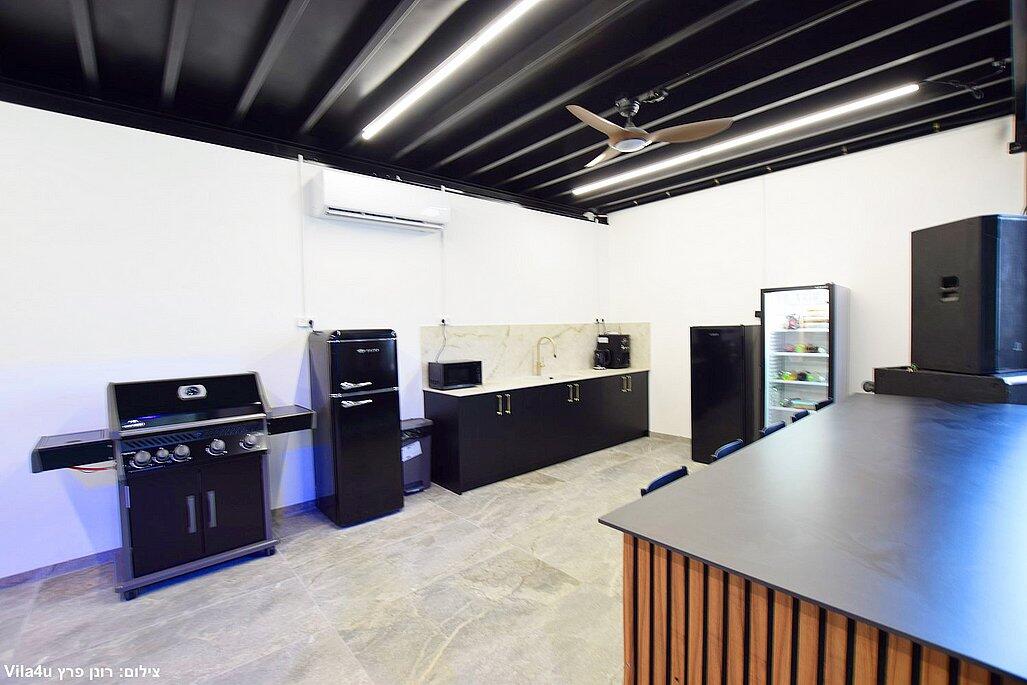 אריאל ריזורט צפון  18  לופט 4 יו