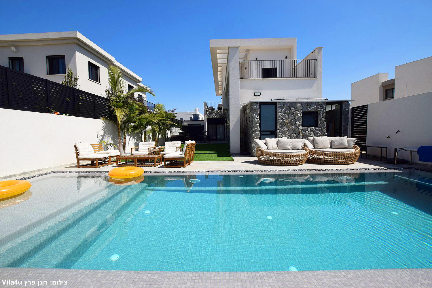 וילה קיי - K חדרה מרכז  4  לופט 4 יו