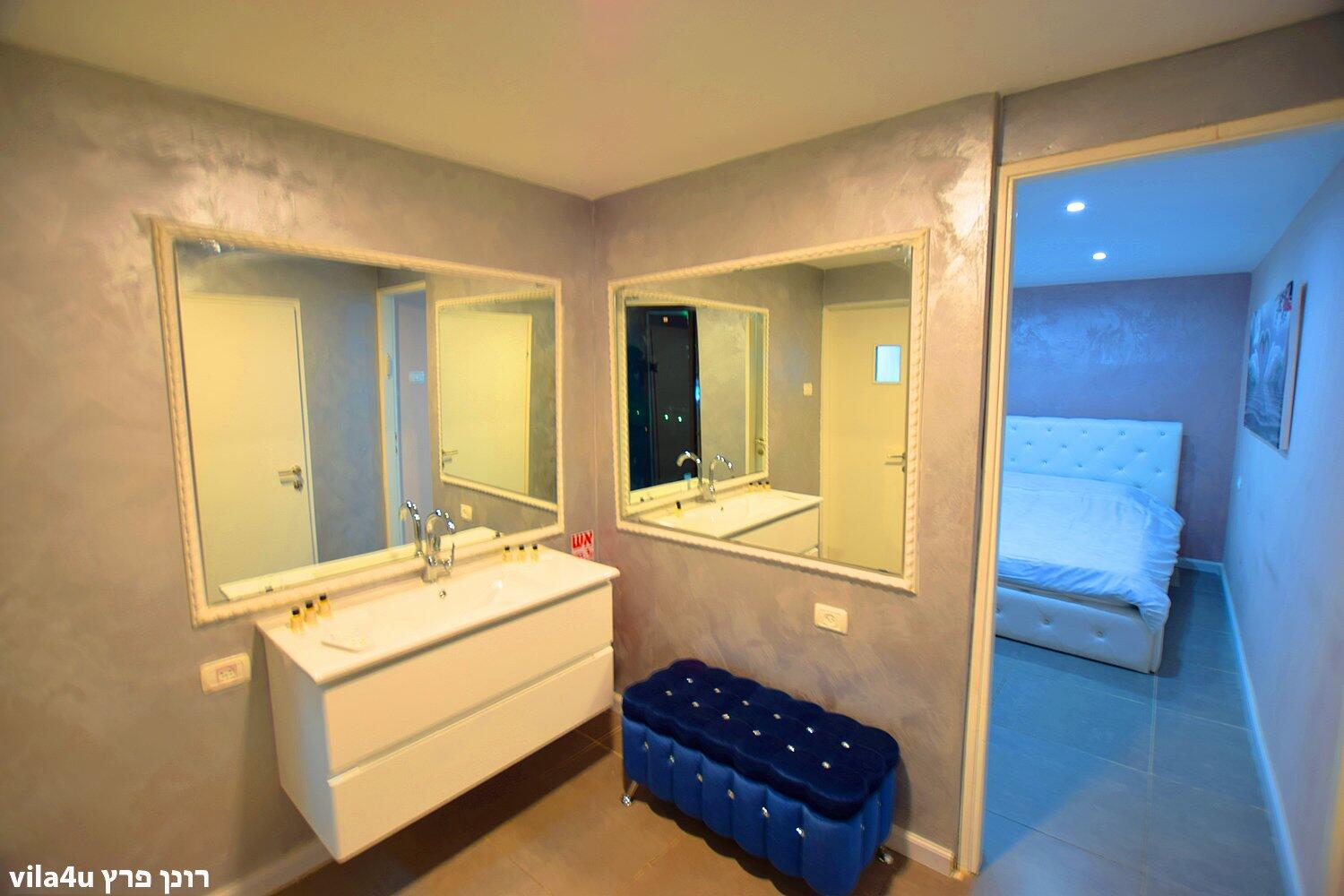 לופט פארטי טיים מרכז  21  לופט 4 יו