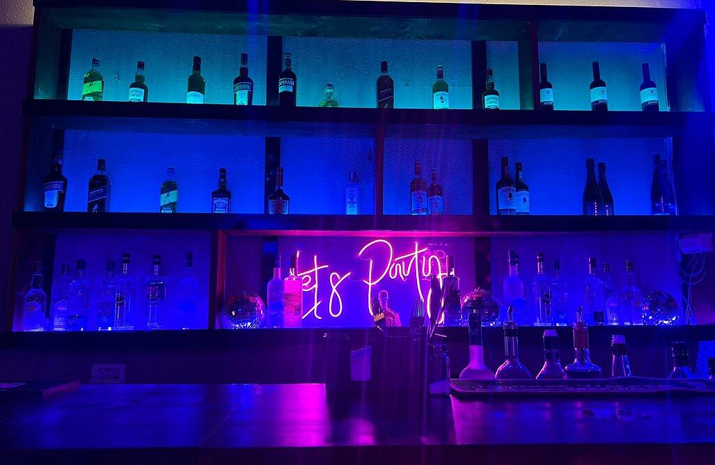 איביזה בר מרכז  5  לופט 4 יו