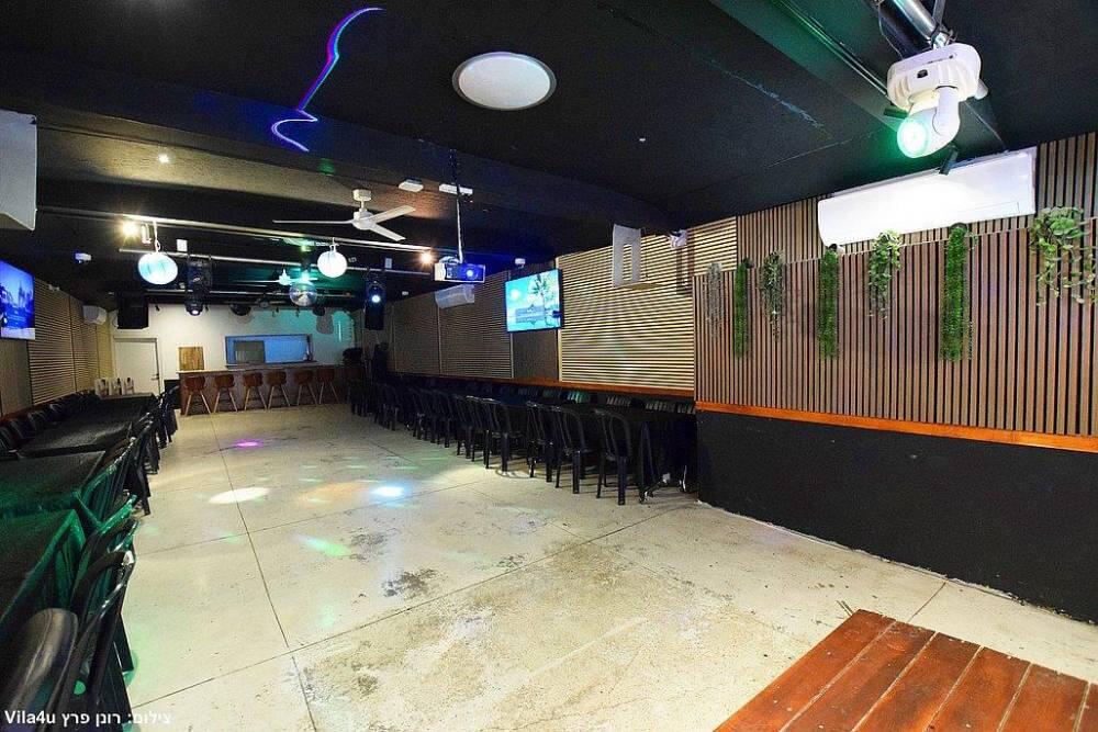 זאקיז מרכז  9  לופט 4 יו