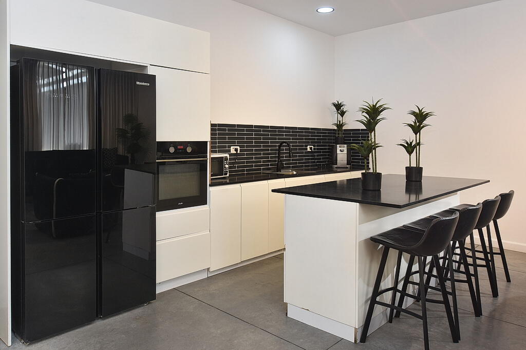 גאסטהאוס איוונטס צפון  12  לופט 4 יו