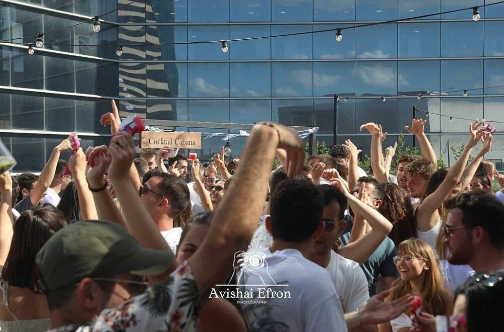 אלמאגו רוף תל אביב מרכז  7  לופט 4 יו