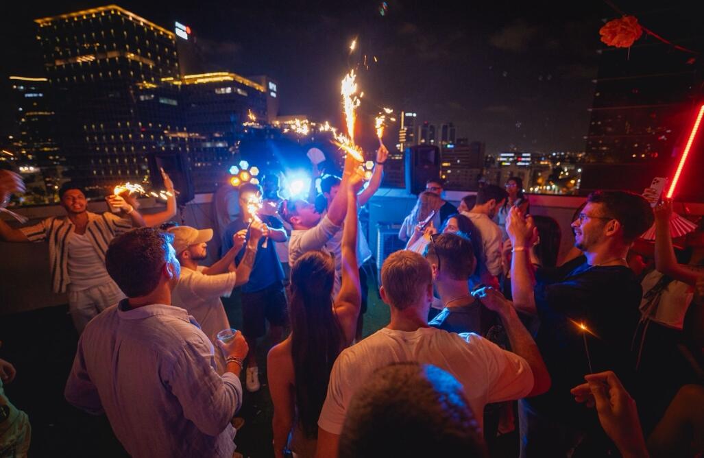 אלמאגו רוף תל אביב מרכז  44  לופט 4 יו