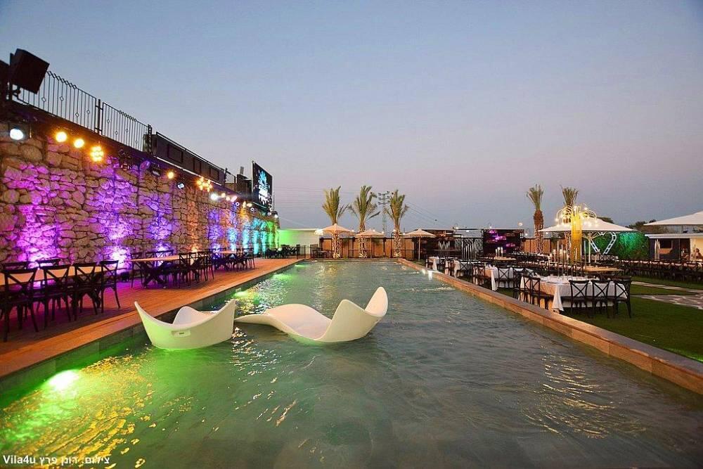 אמיליה איוונטס מרכז  38  לופט 4 יו