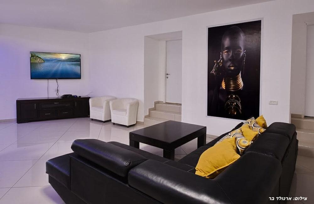 אושיה ריזורט צפון  19  לופט 4 יו