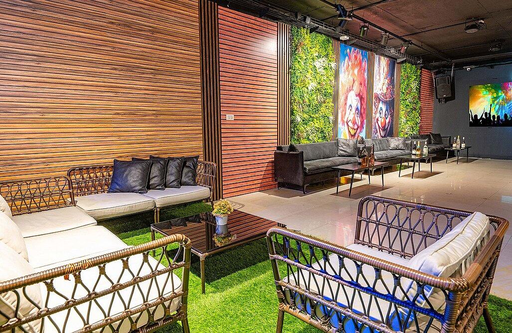 מון נייט איוונטס - Moon Night Events מרכז  7  לופט 4 יו