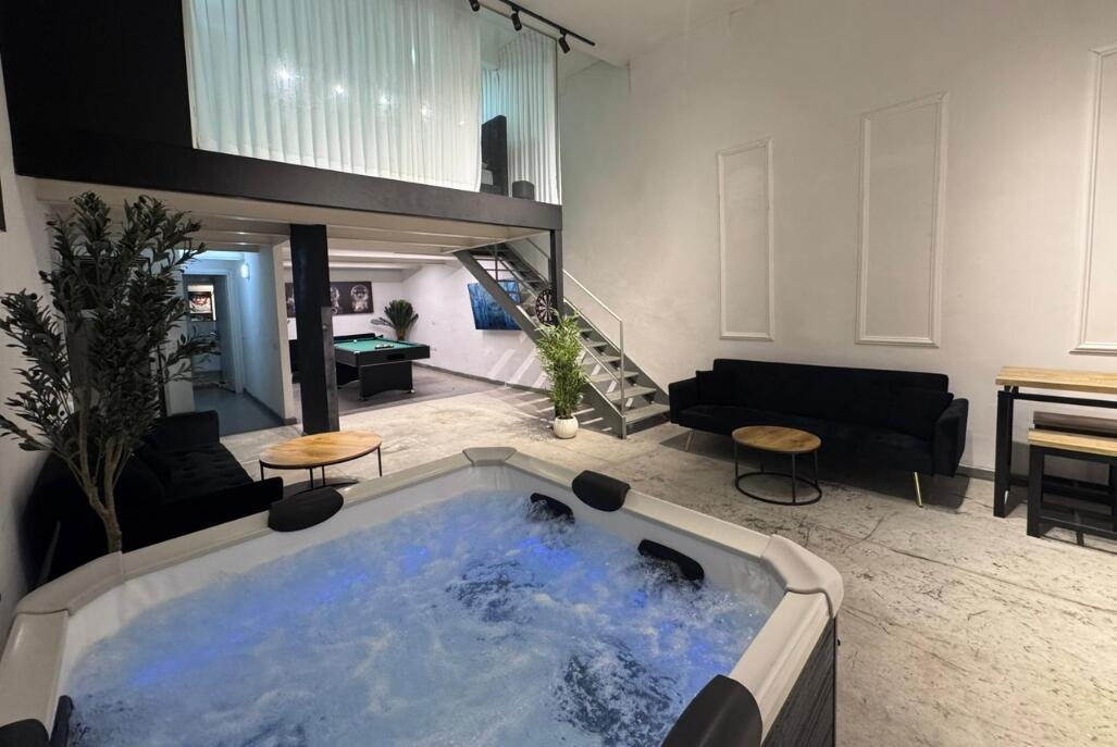 וילה אושן פלור - Ocean floor TLV מרכז  1  לופט 4 יו