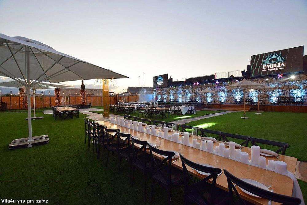 אמיליה איוונטס מרכז  32  לופט 4 יו