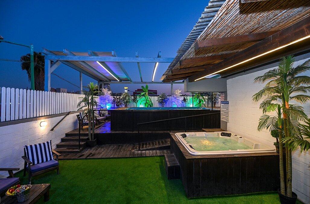 רוף טופ מרכז  10  לופט 4 יו