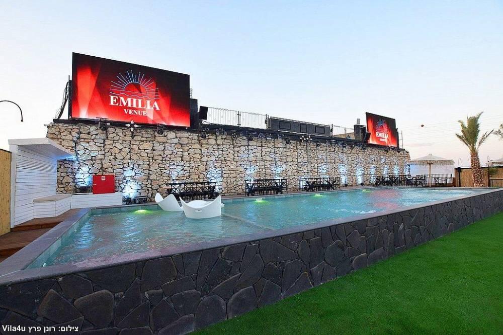 אמיליה איוונטס מרכז  37  לופט 4 יו