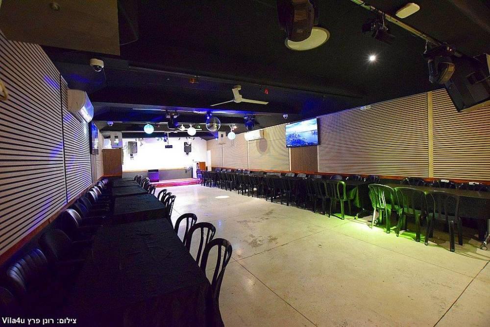 זאקיז מרכז  12  לופט 4 יו