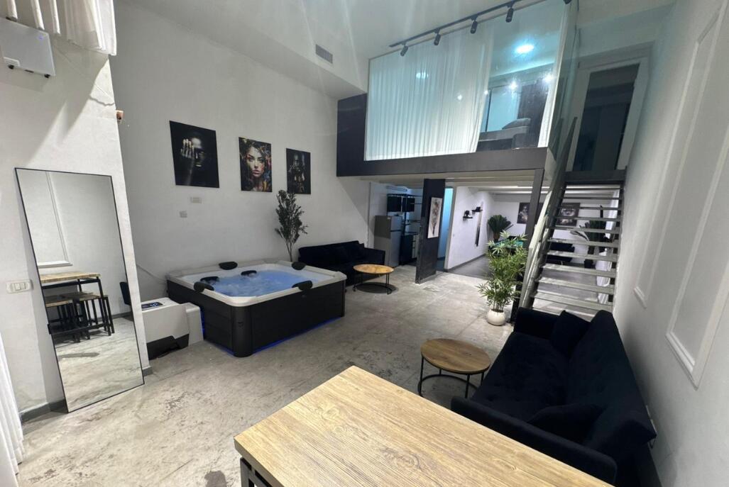 וילה אושן פלור - Ocean floor TLV מרכז  16  לופט 4 יו